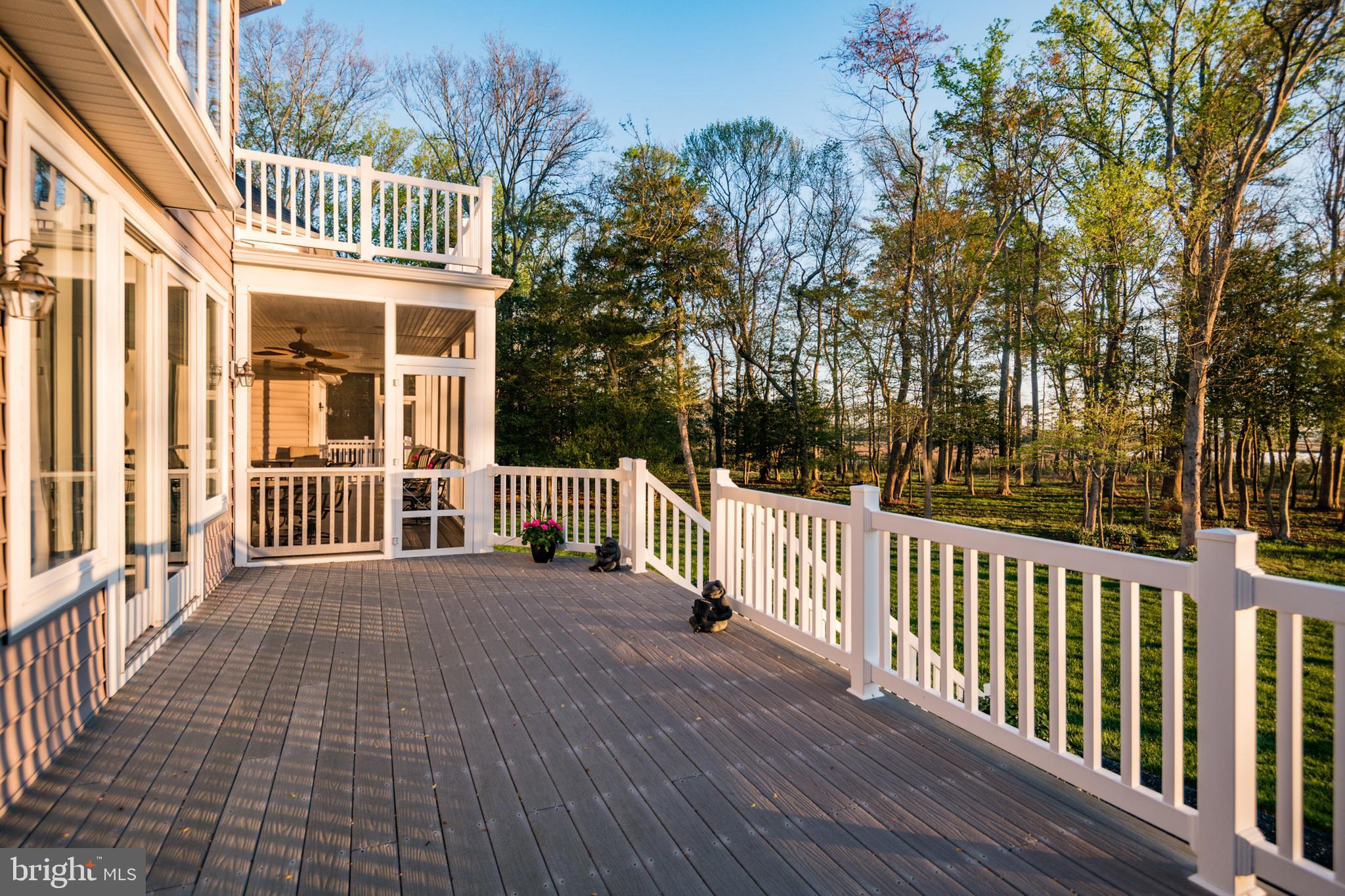 INDIAN CREEK - Residential