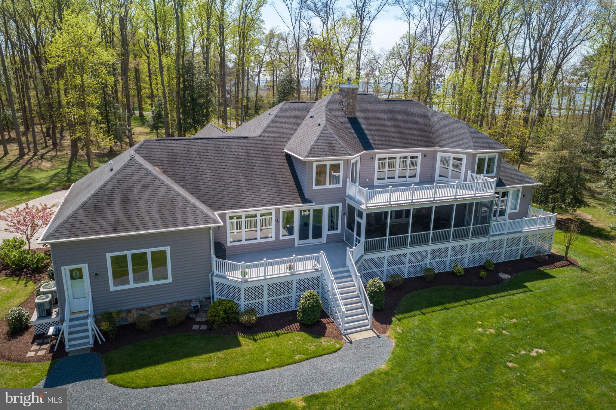 INDIAN CREEK - Residential