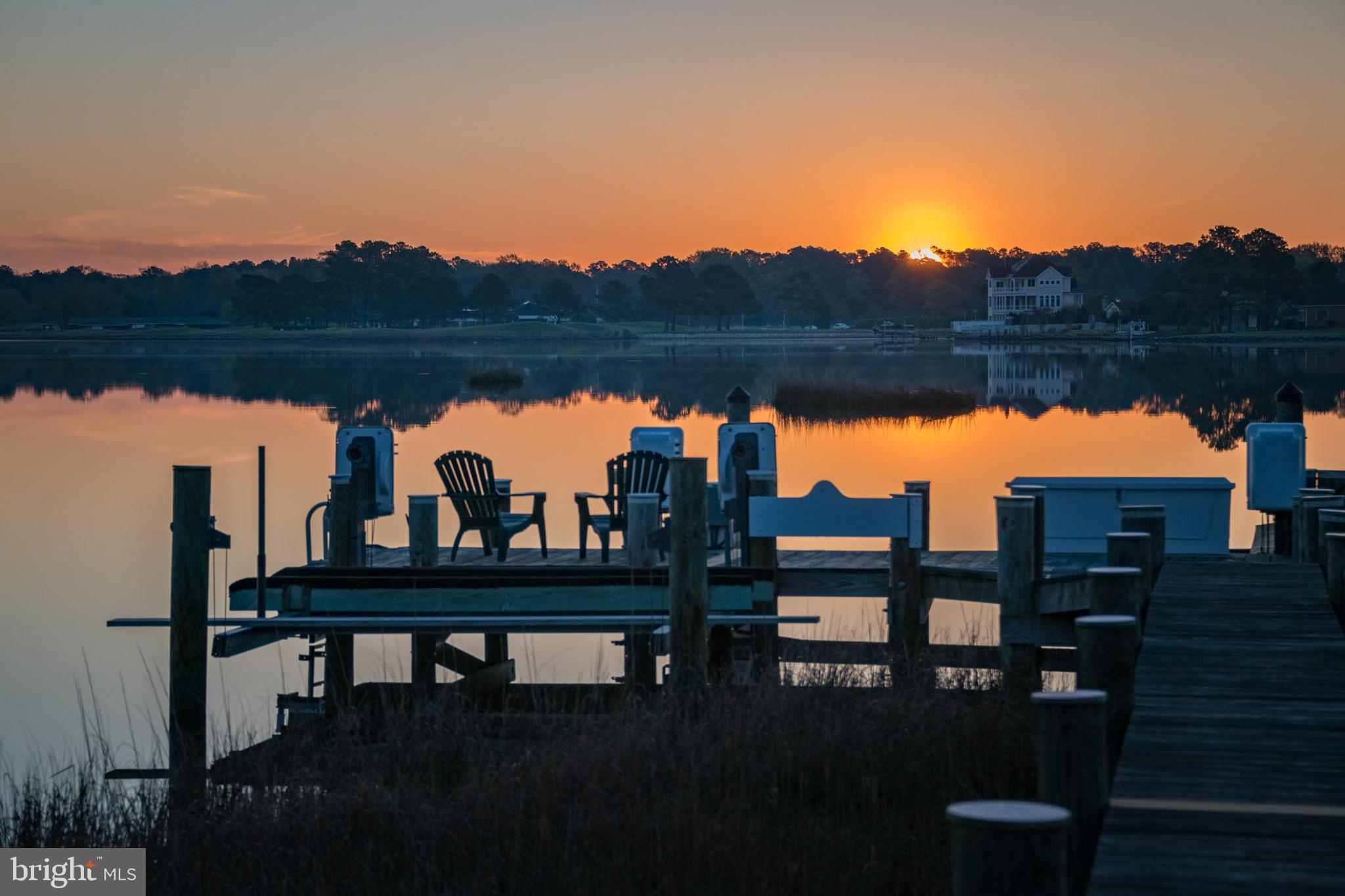 INDIAN CREEK - Residential
