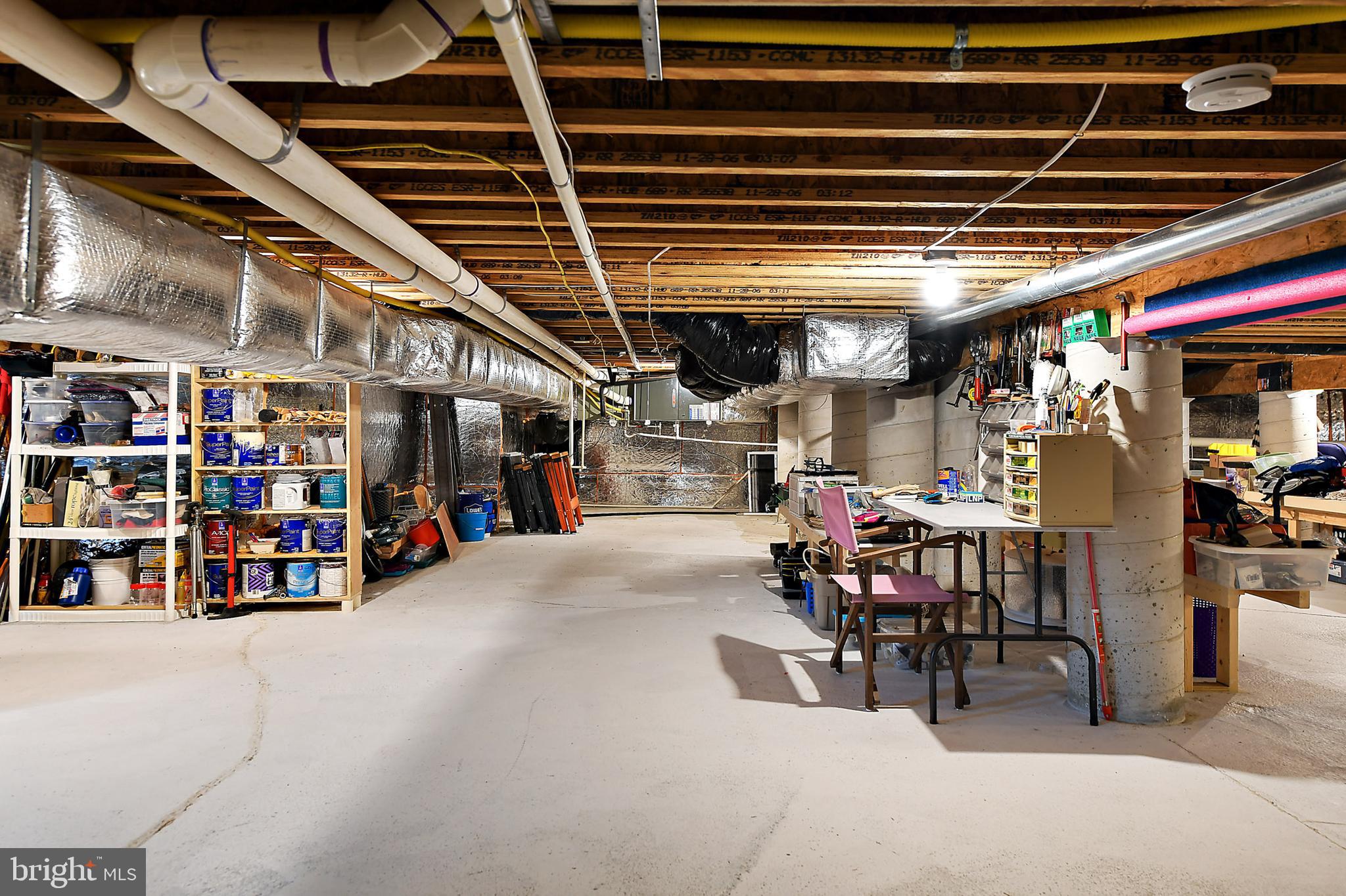 INDIAN CREEK - Residential