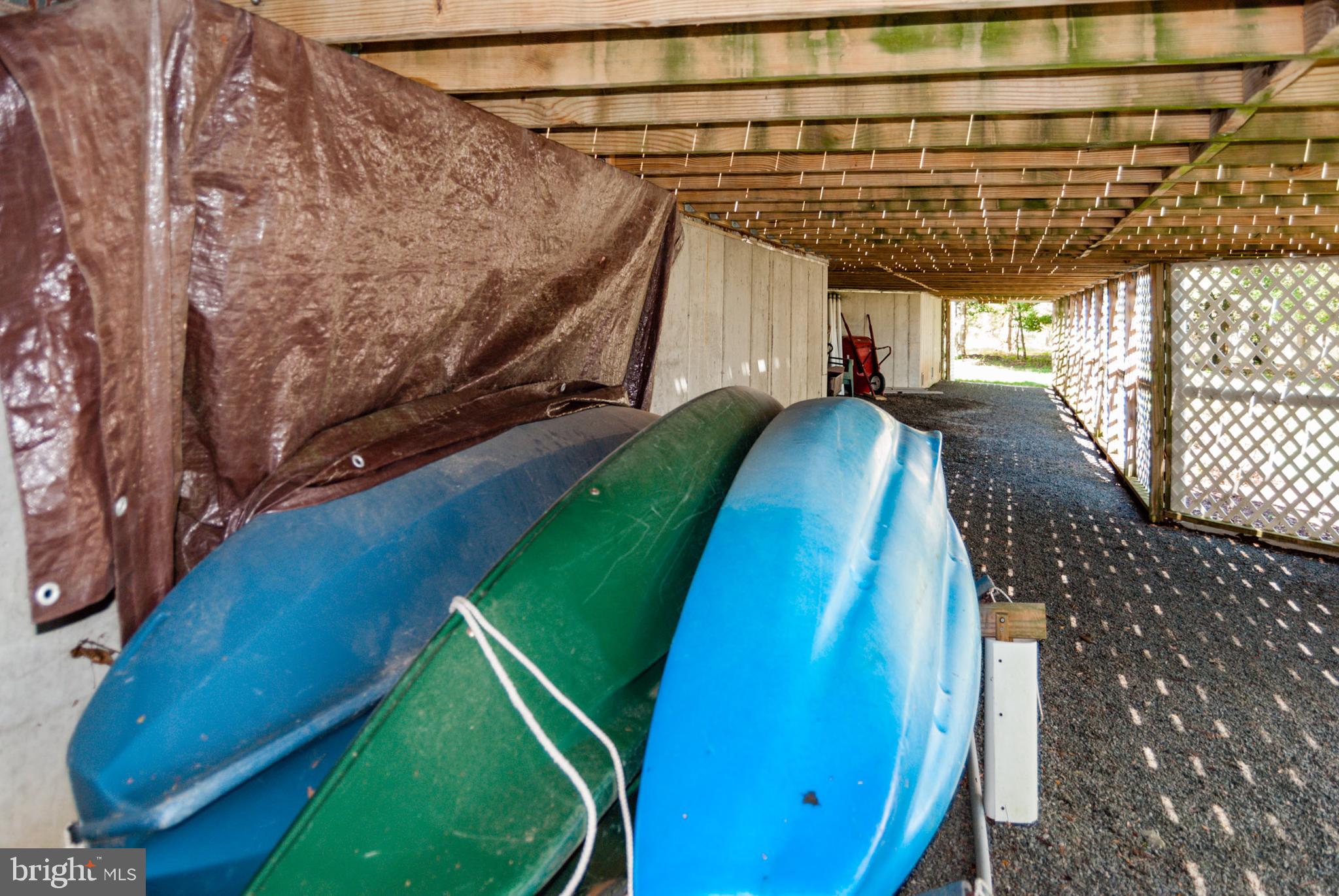 INDIAN CREEK - Residential