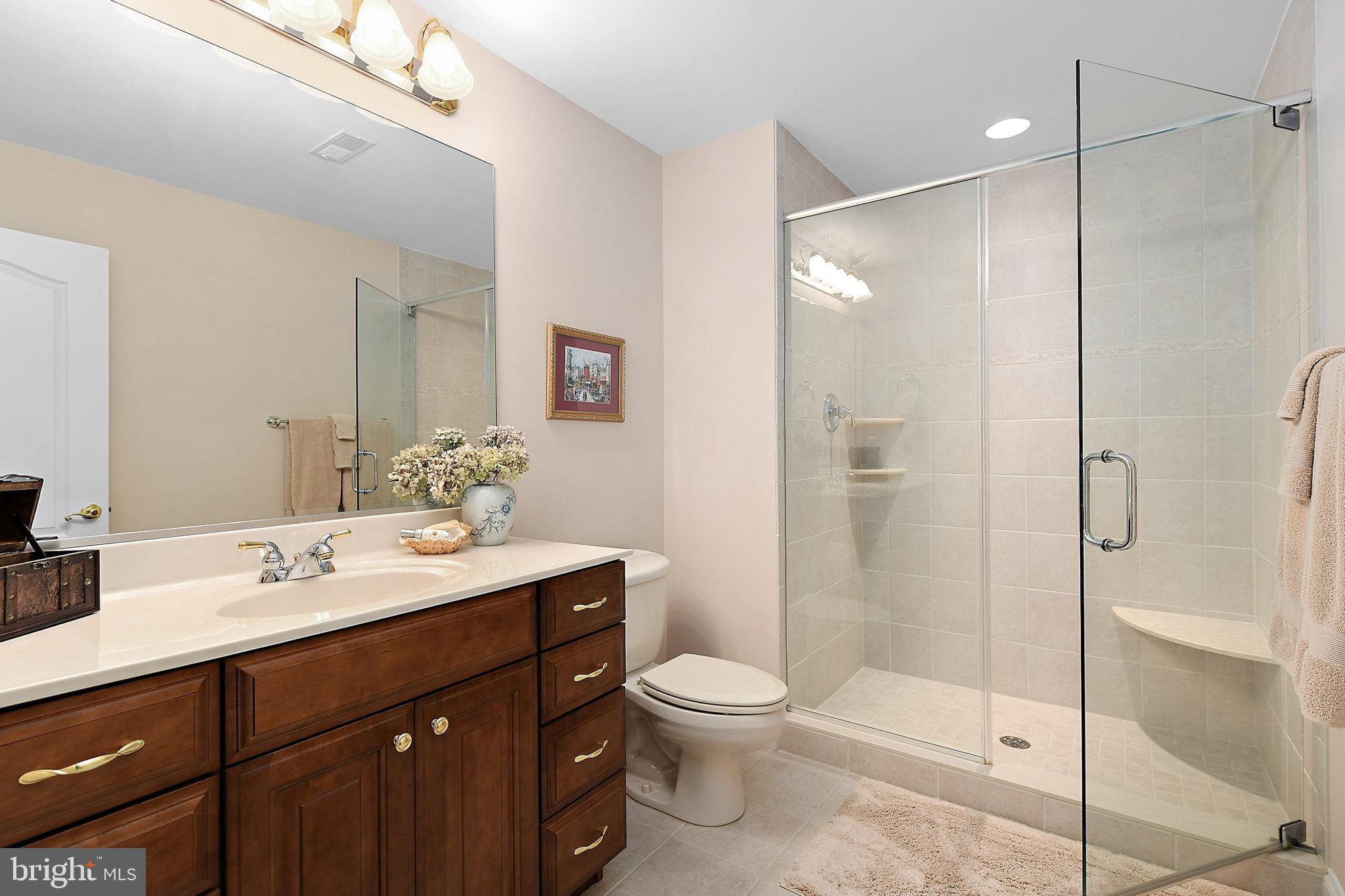 INDIAN CREEK - Residential