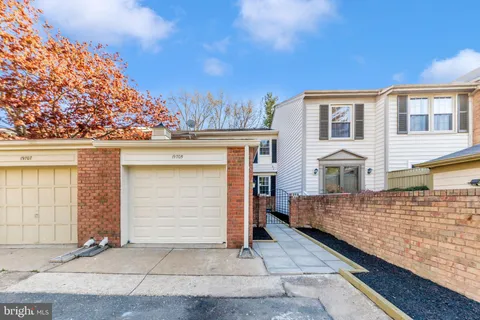 19705 Greenside Terrace, Gaithersburg, MD MLS: MDMC2176268