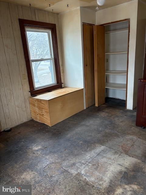 LESTER - Residential