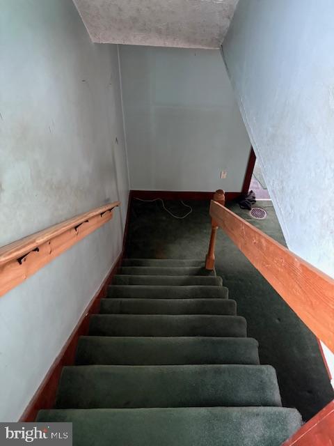 LESTER - Residential