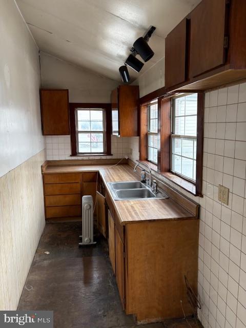 LESTER - Residential