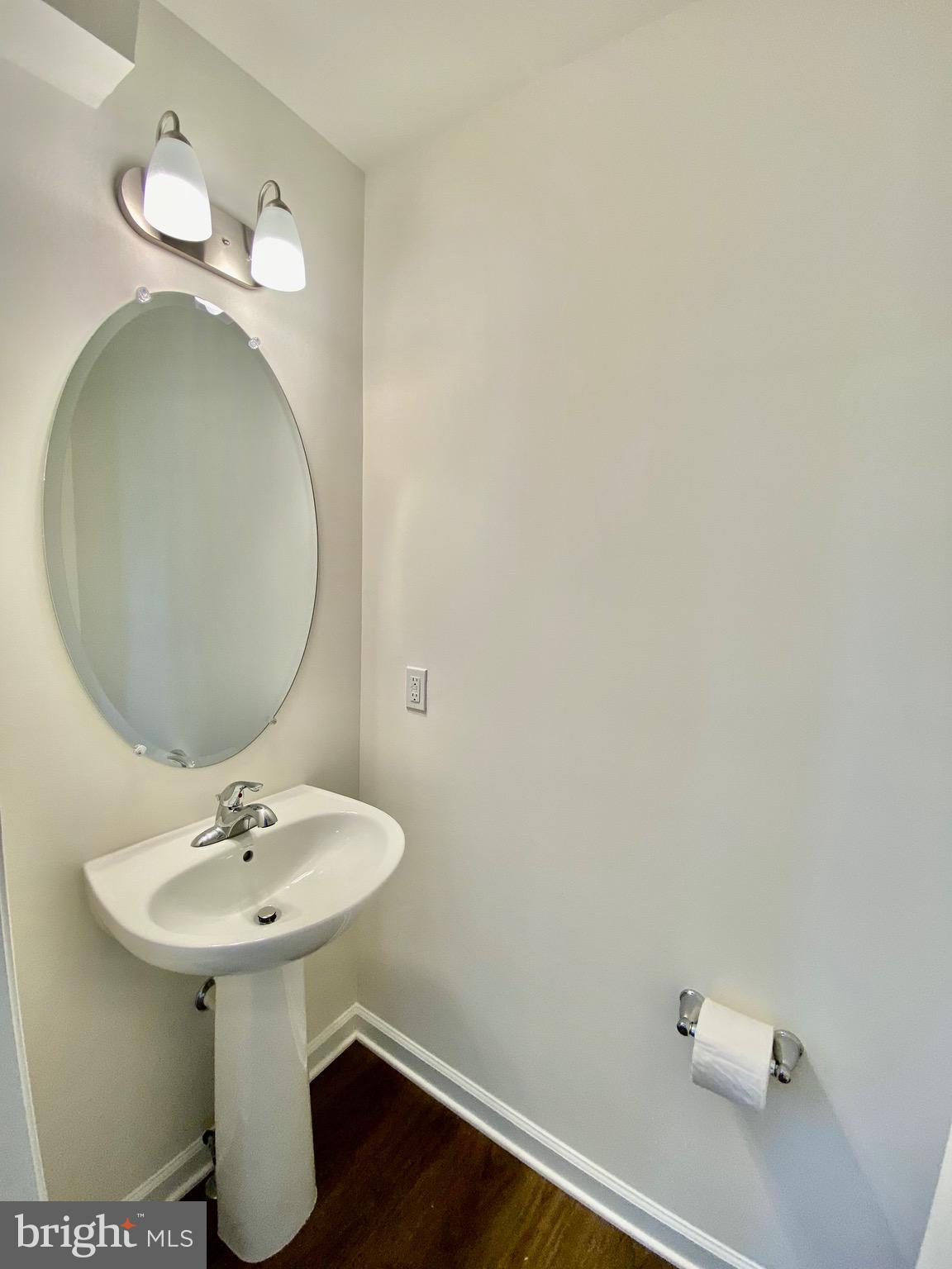 TOWNES AT TATE MANOR - Residential Lease