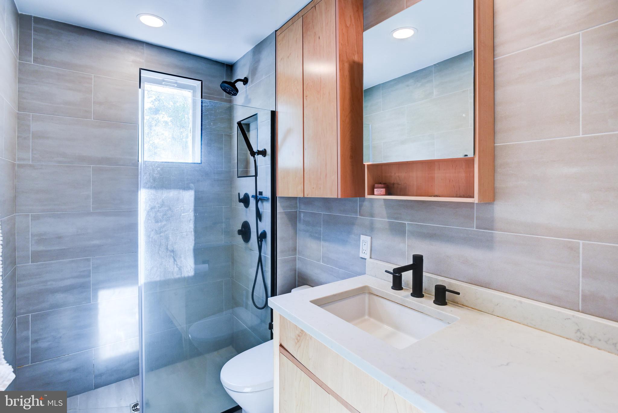 GEORGETOWN - Residential Lease