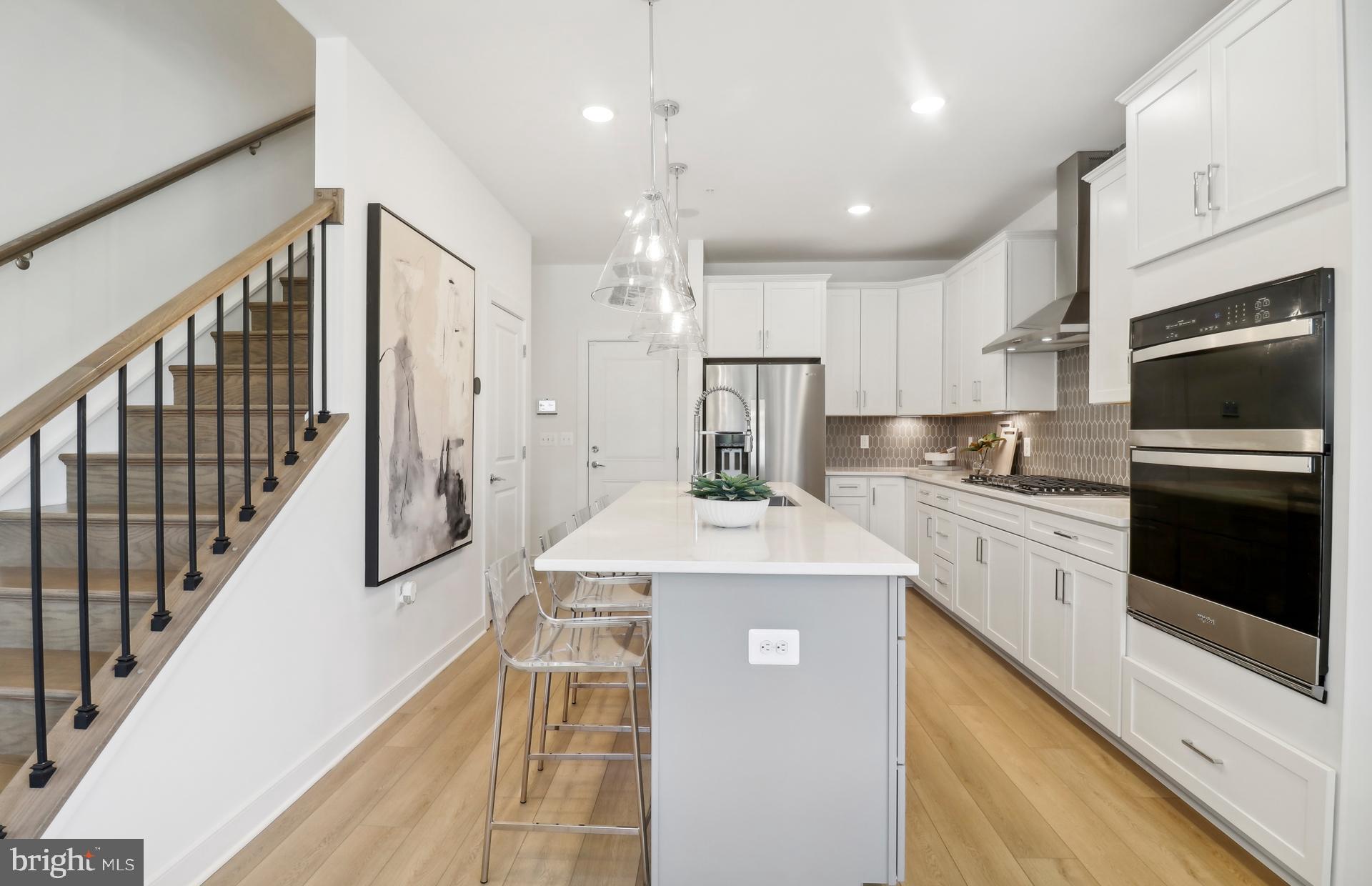 FARMSTEAD DISTRICT - Residential