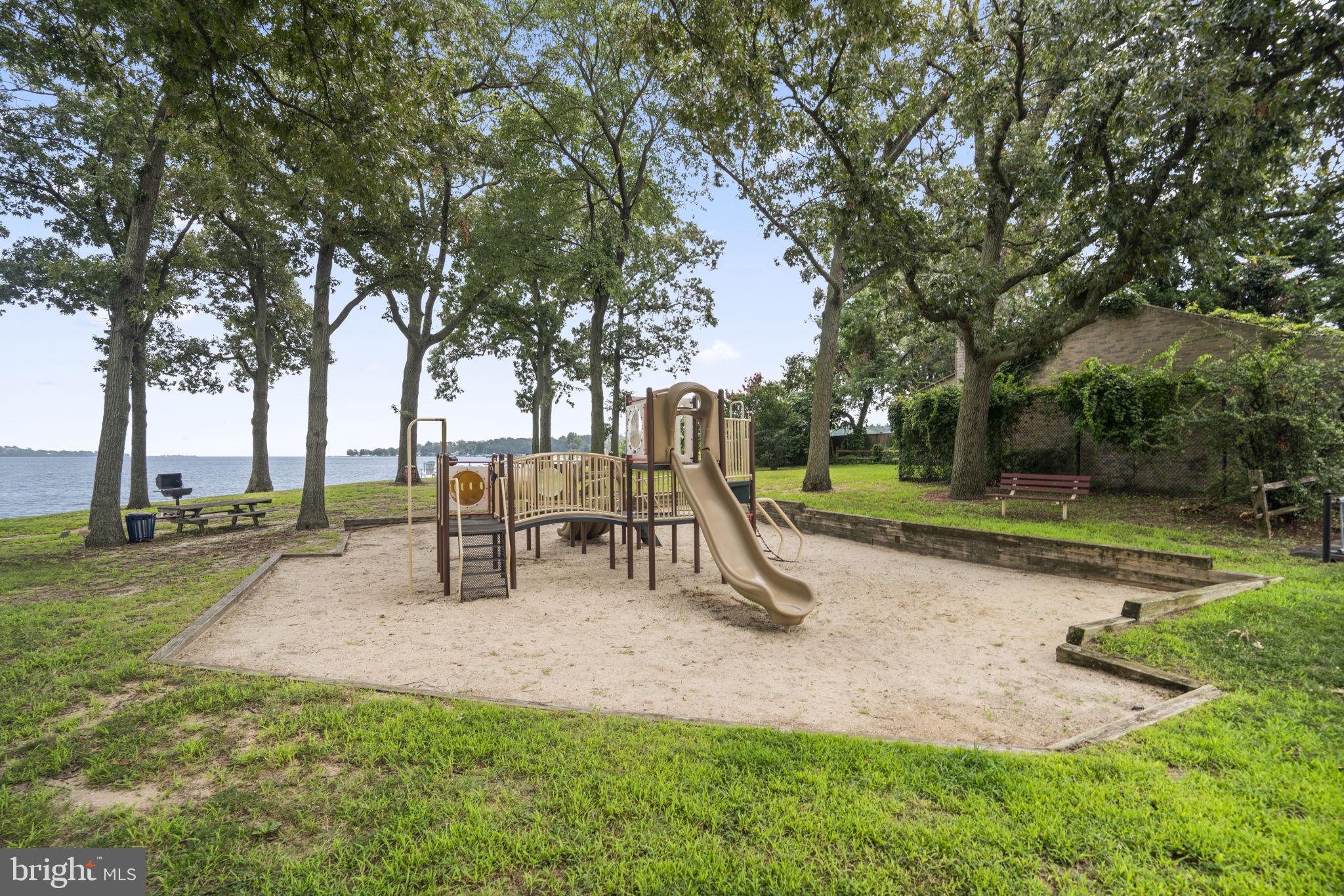 ULMSTEAD ESTATES - Residential