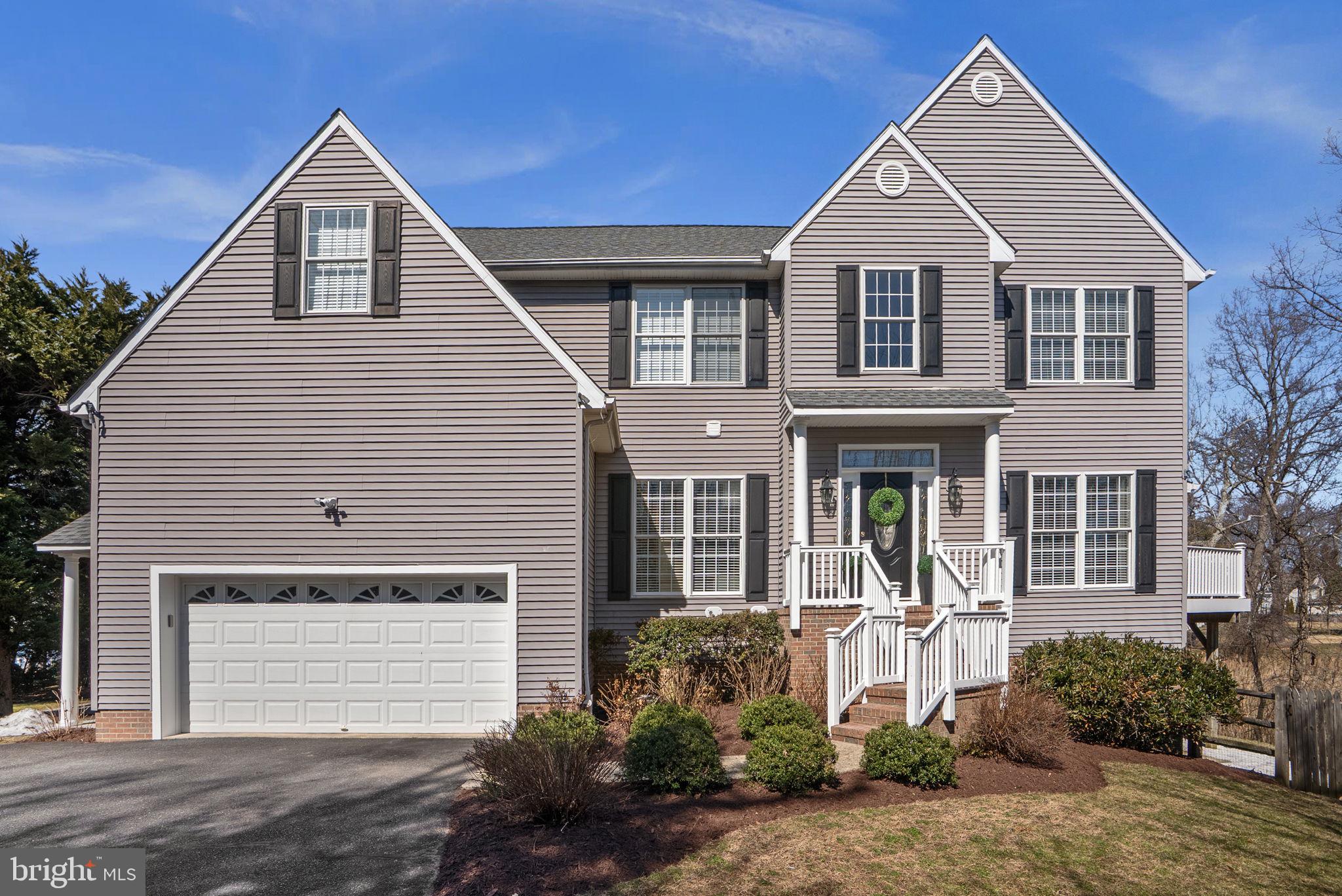 ULMSTEAD ESTATES - Residential