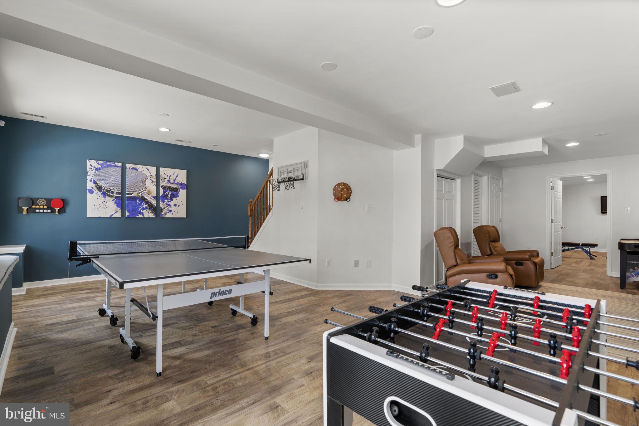 ULMSTEAD ESTATES - Residential