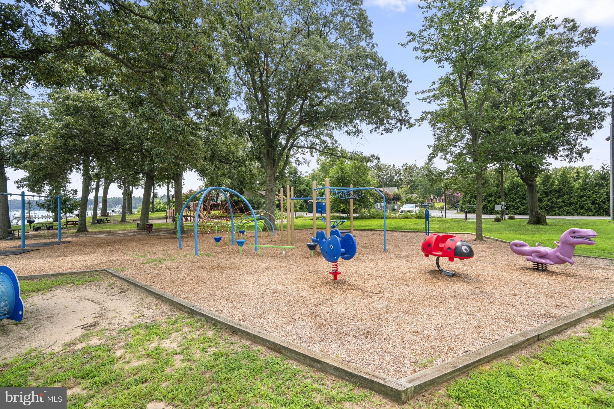 ULMSTEAD ESTATES - Residential