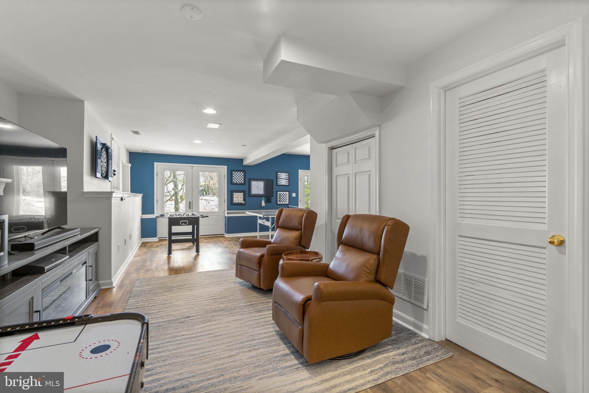 ULMSTEAD ESTATES - Residential