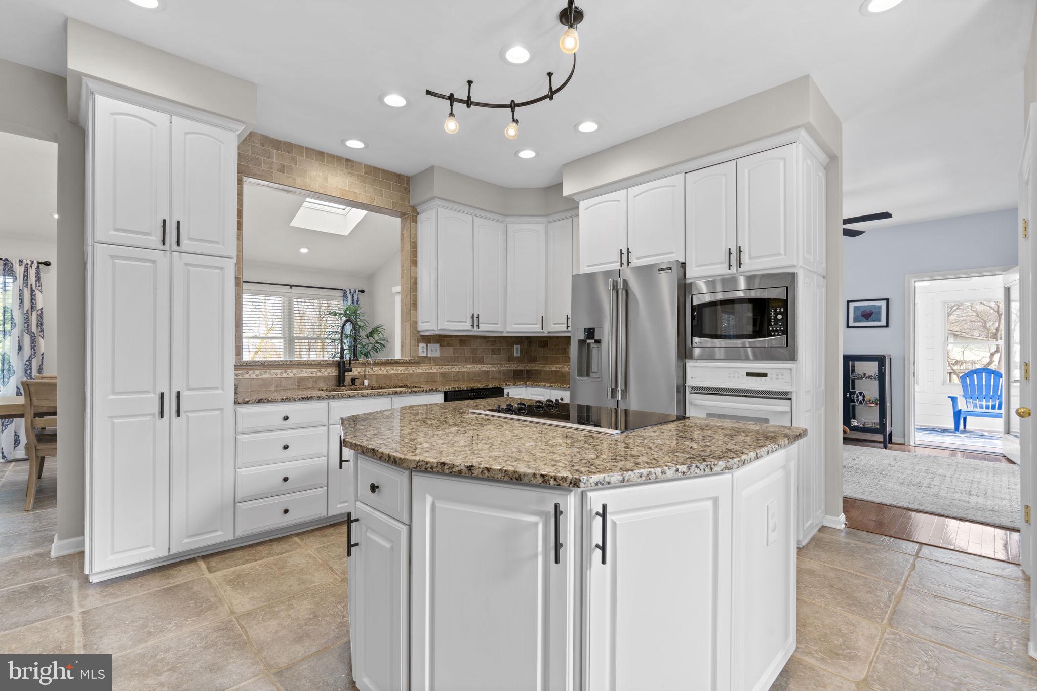 ULMSTEAD ESTATES - Residential