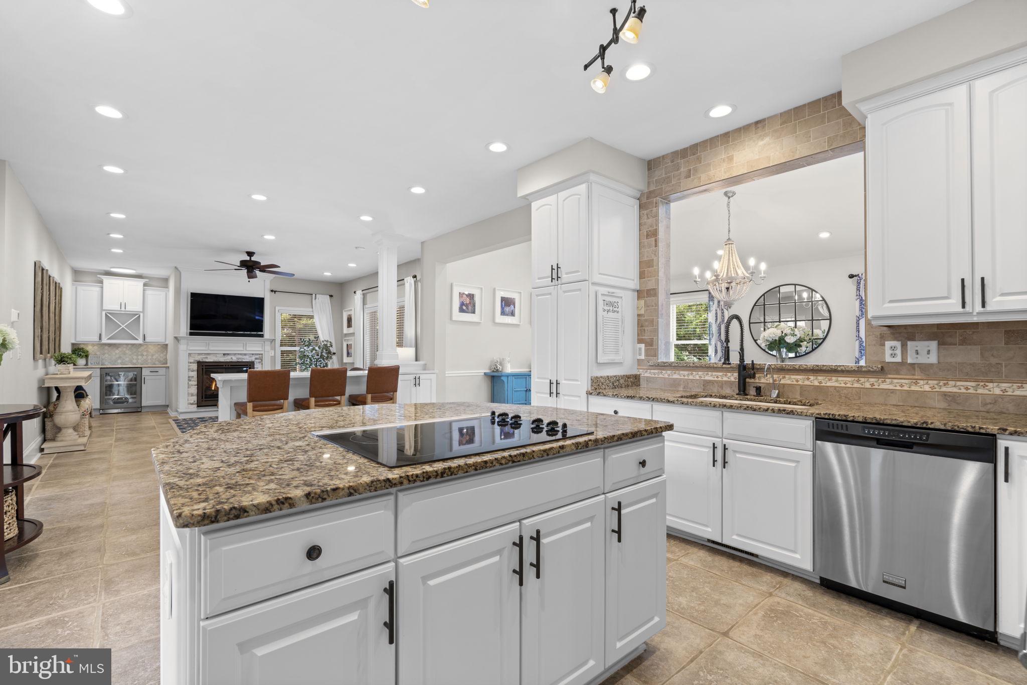 ULMSTEAD ESTATES - Residential