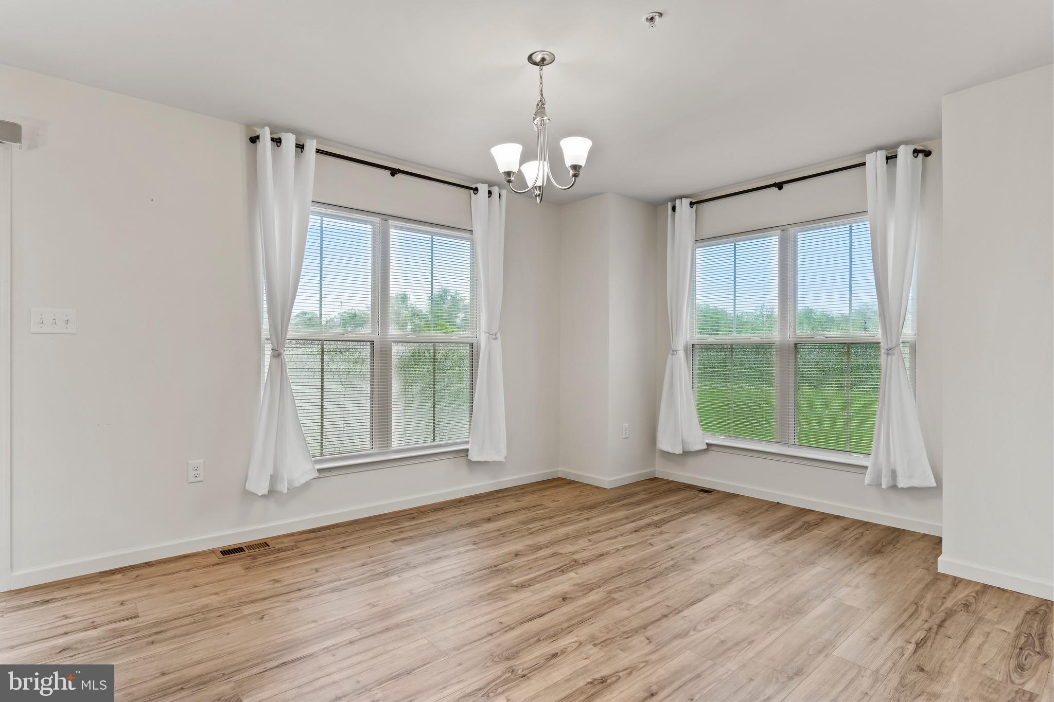 CREEKVALE - Residential