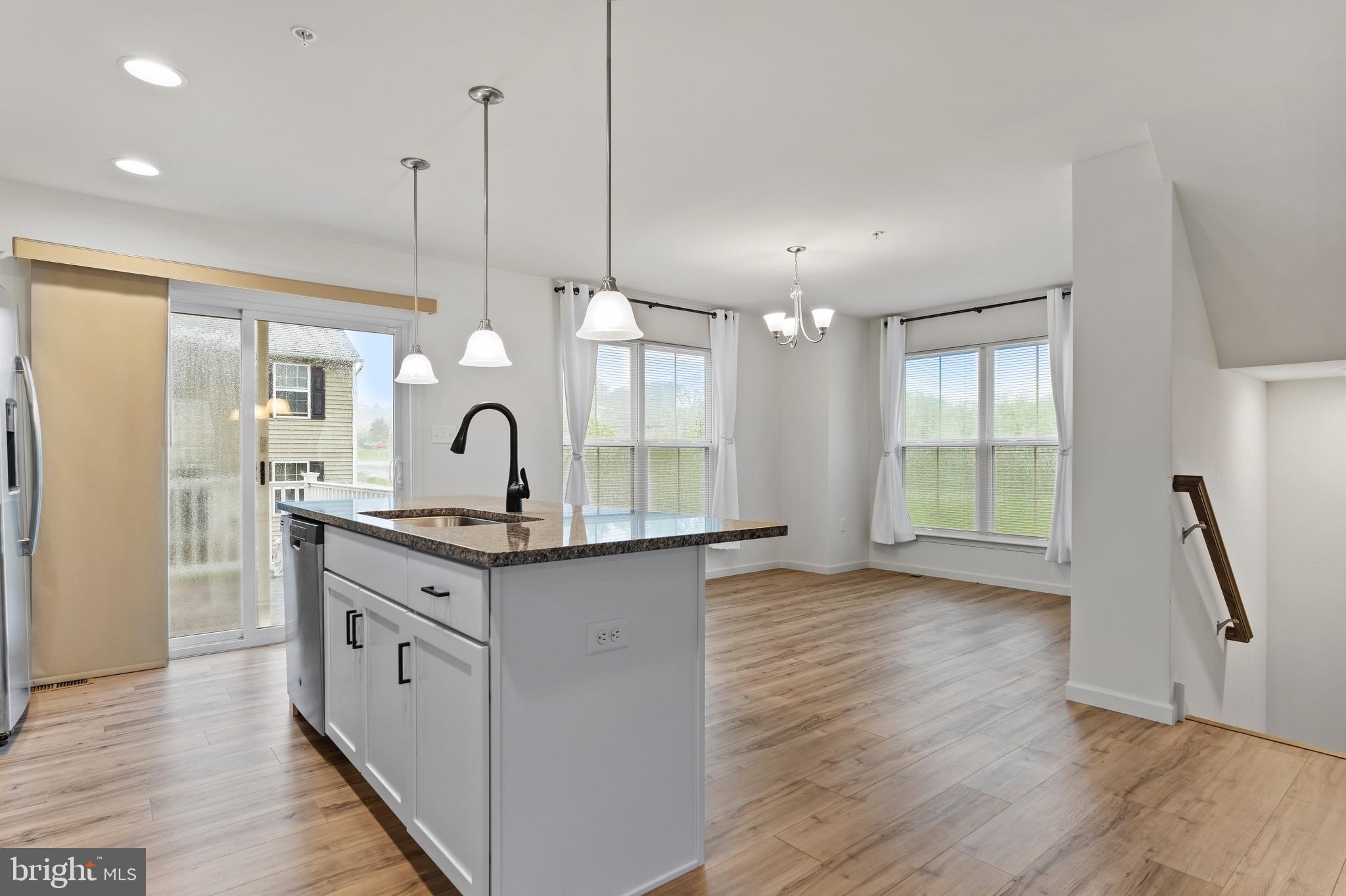 CREEKVALE - Residential