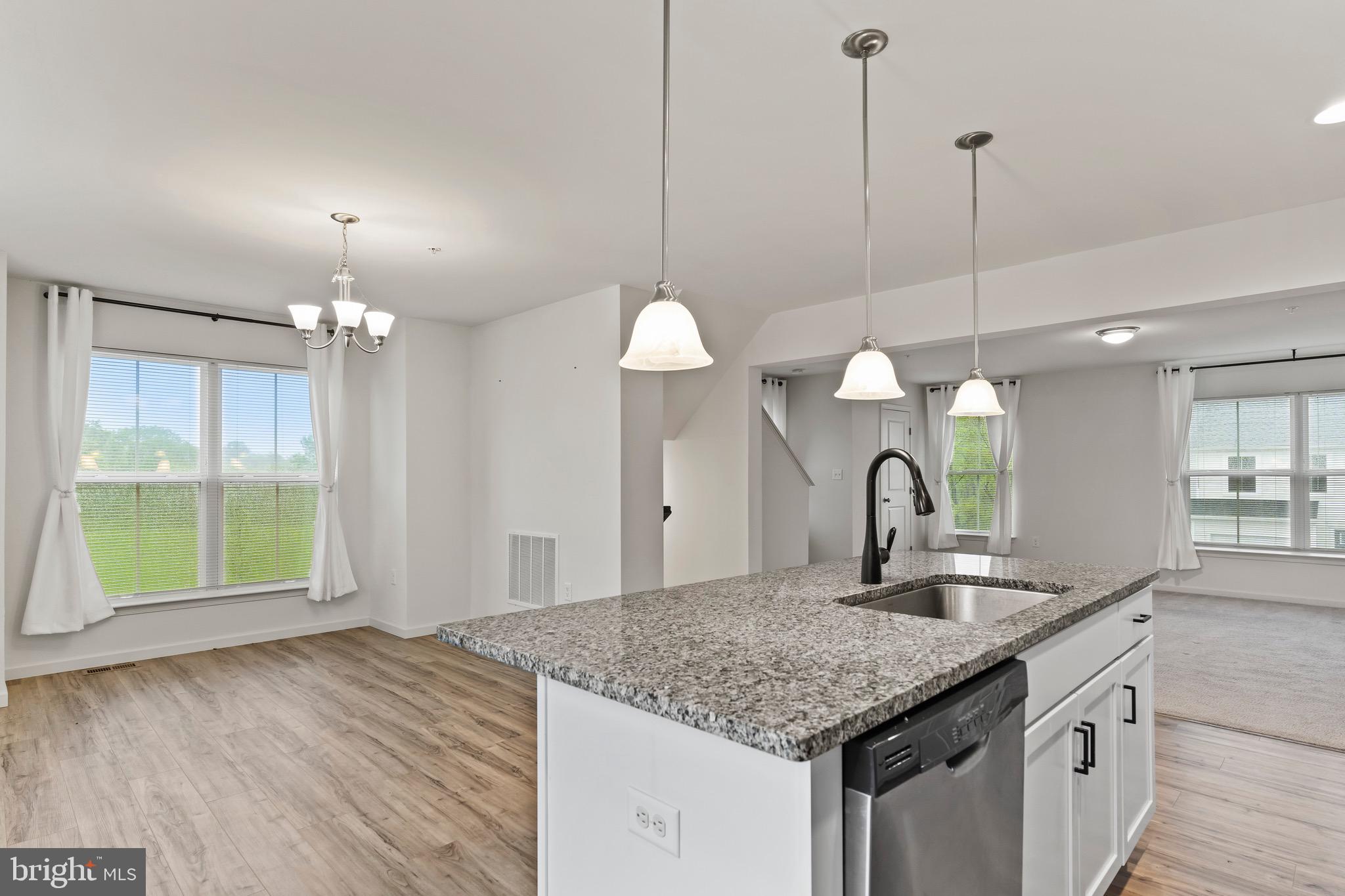 CREEKVALE - Residential