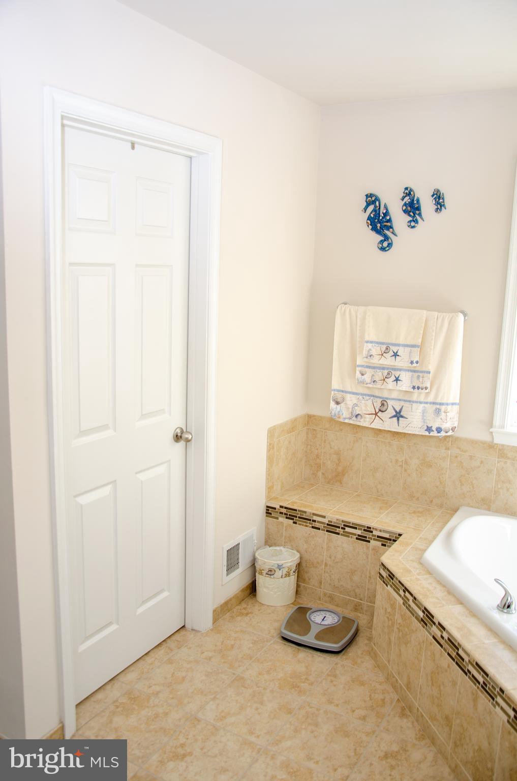 KINGSVIEW - Residential