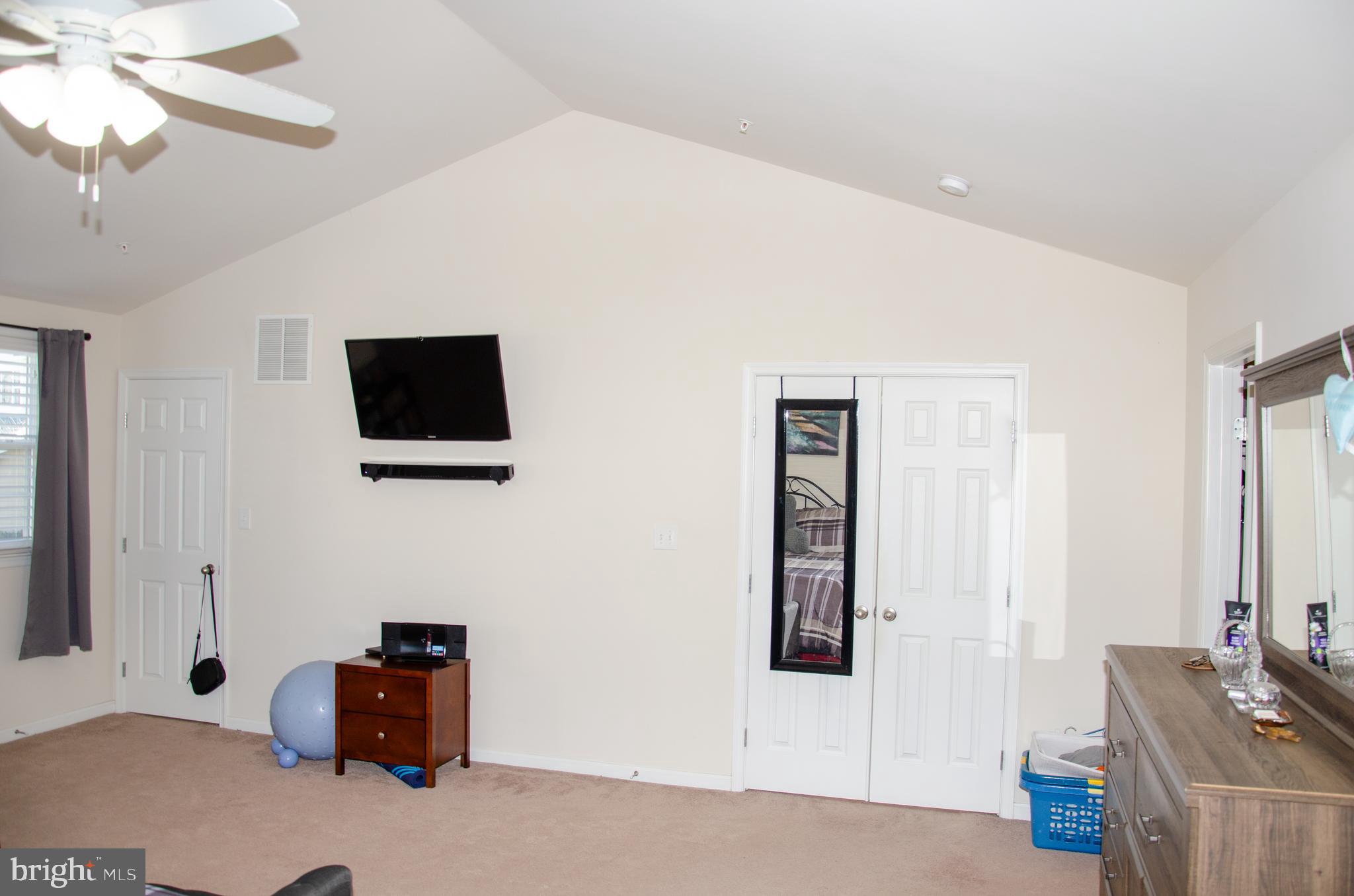 KINGSVIEW - Residential