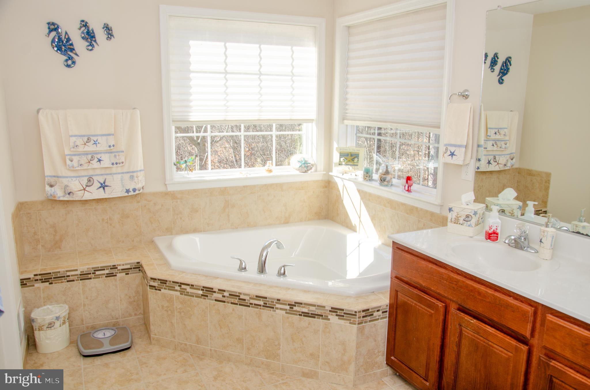 KINGSVIEW - Residential