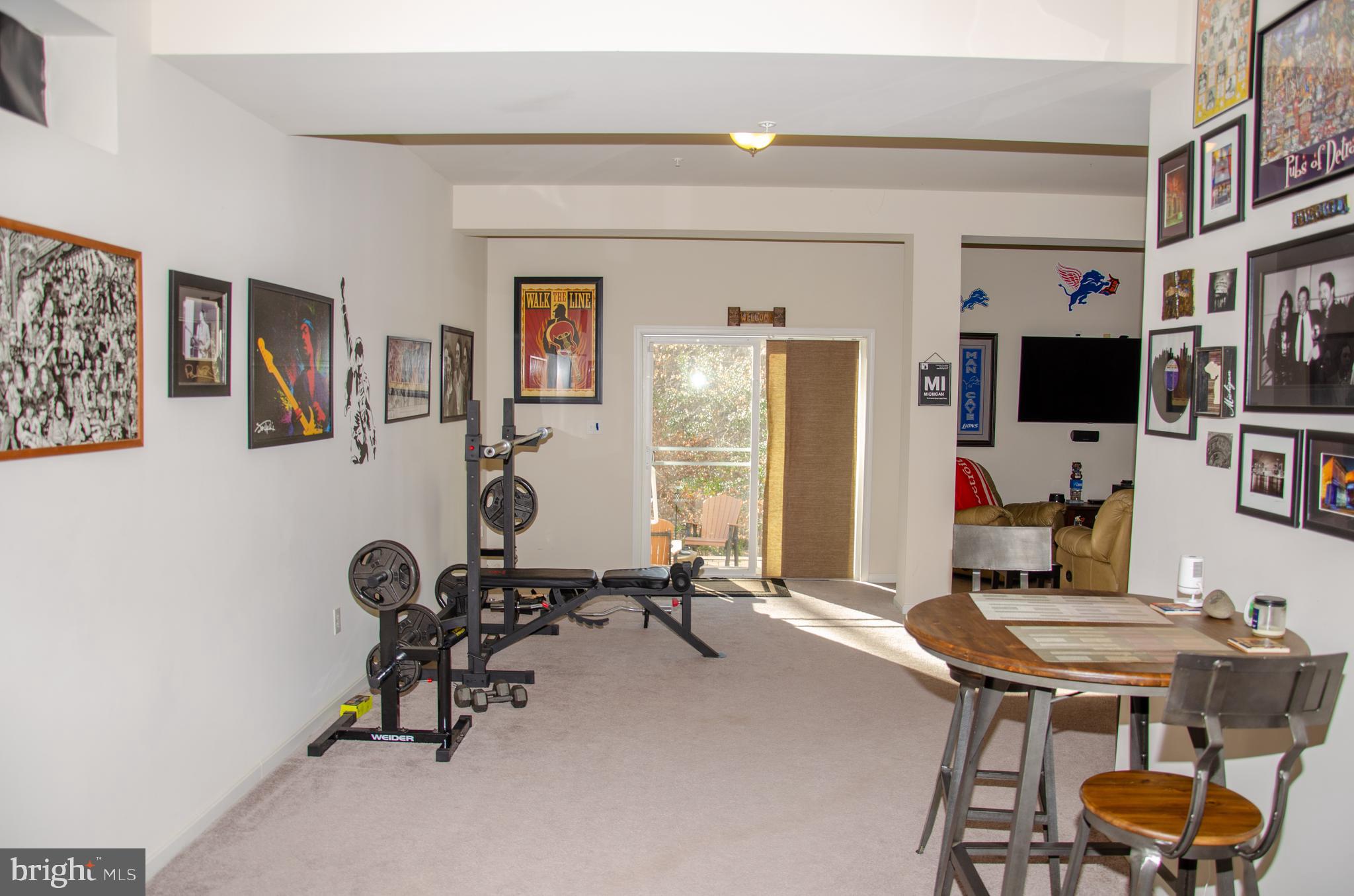 KINGSVIEW - Residential