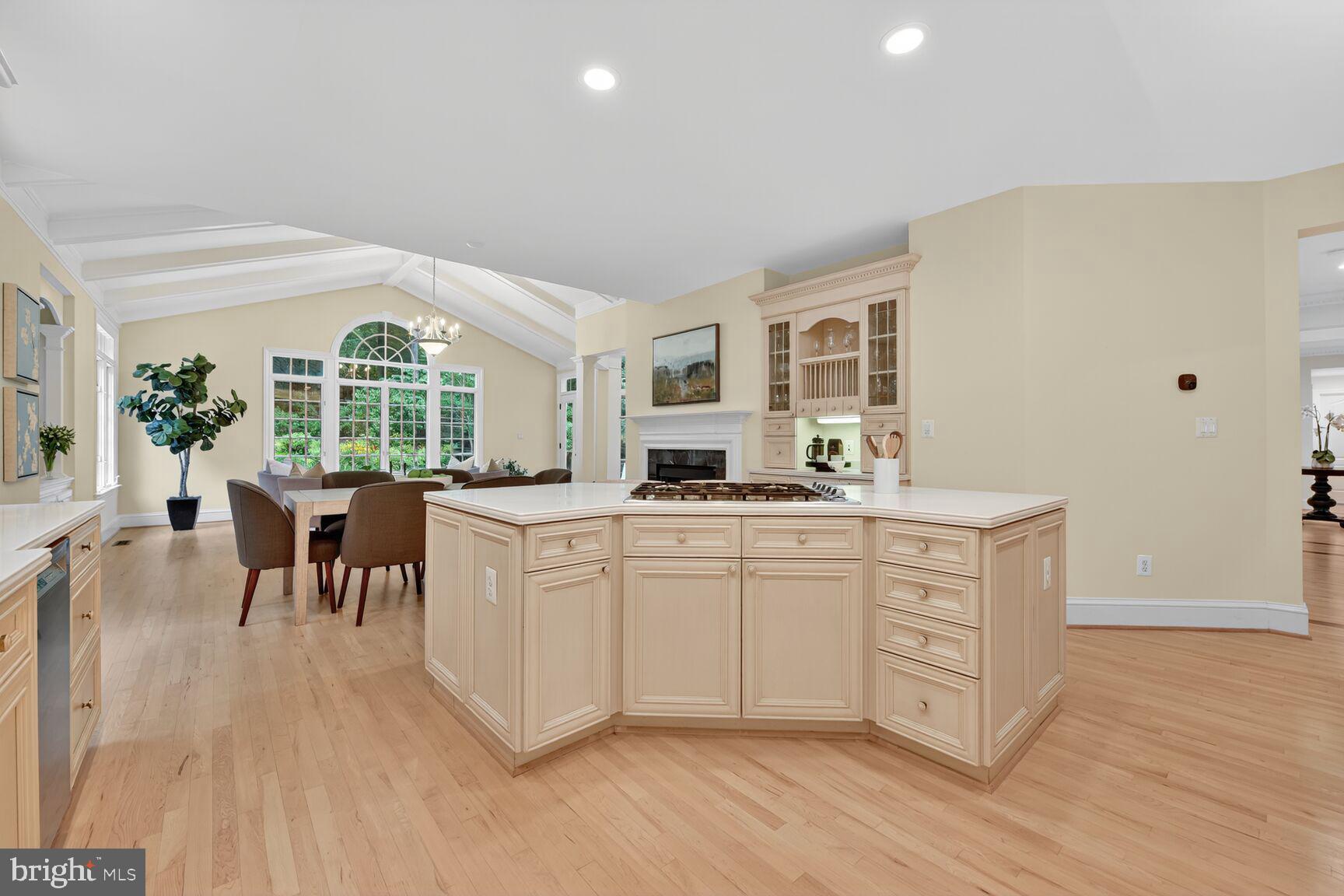 BALMORAL GREENS - Residential