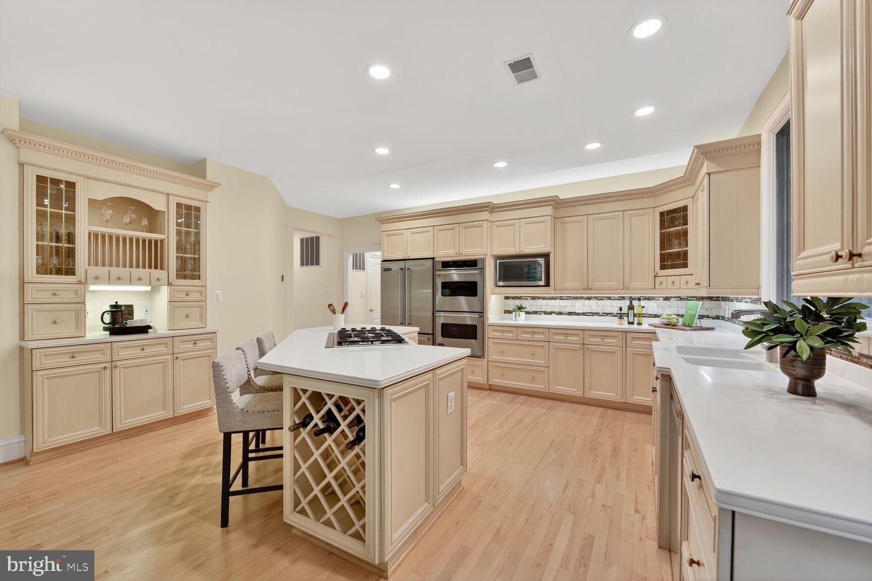 BALMORAL GREENS - Residential