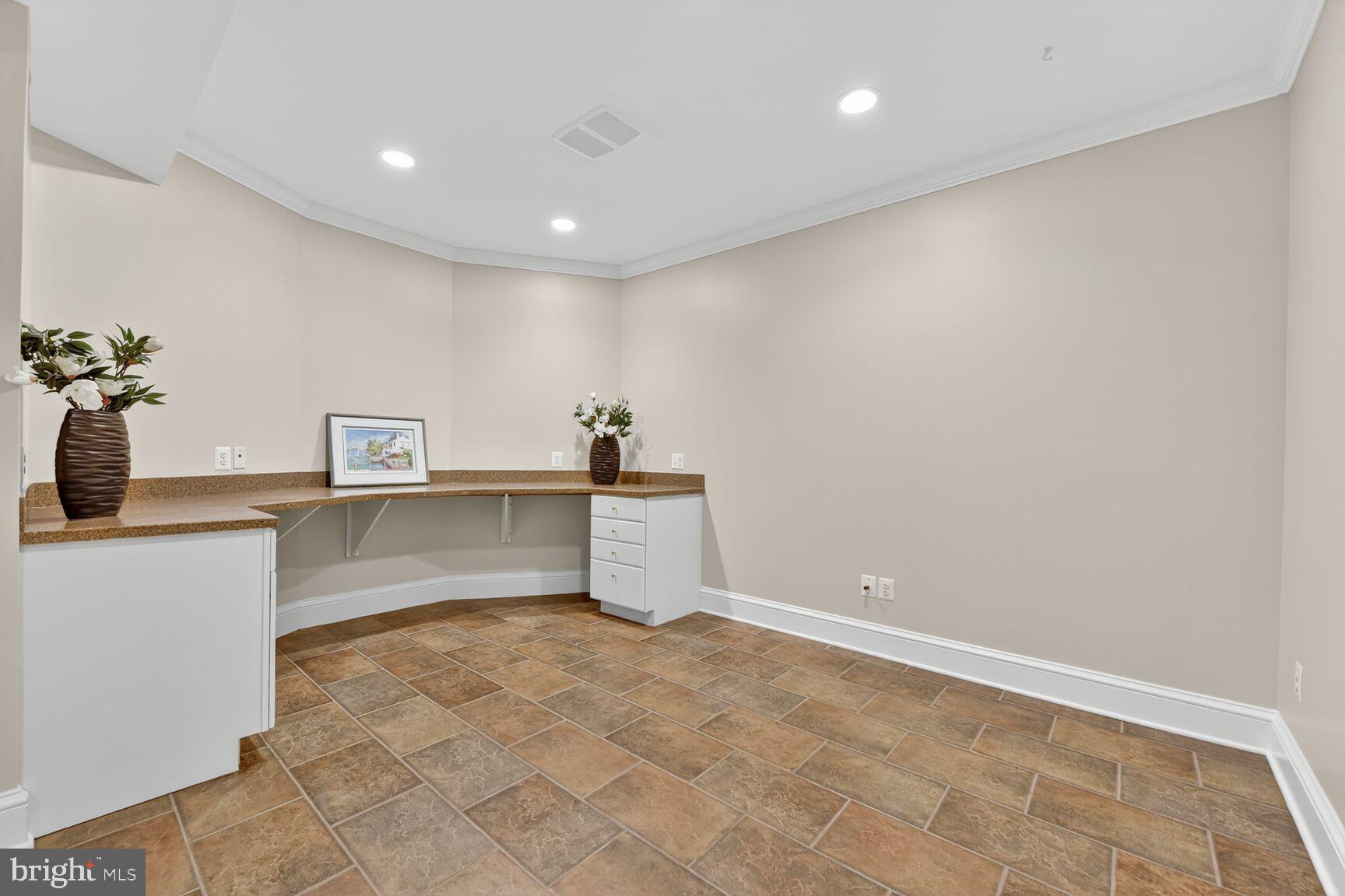 BALMORAL GREENS - Residential