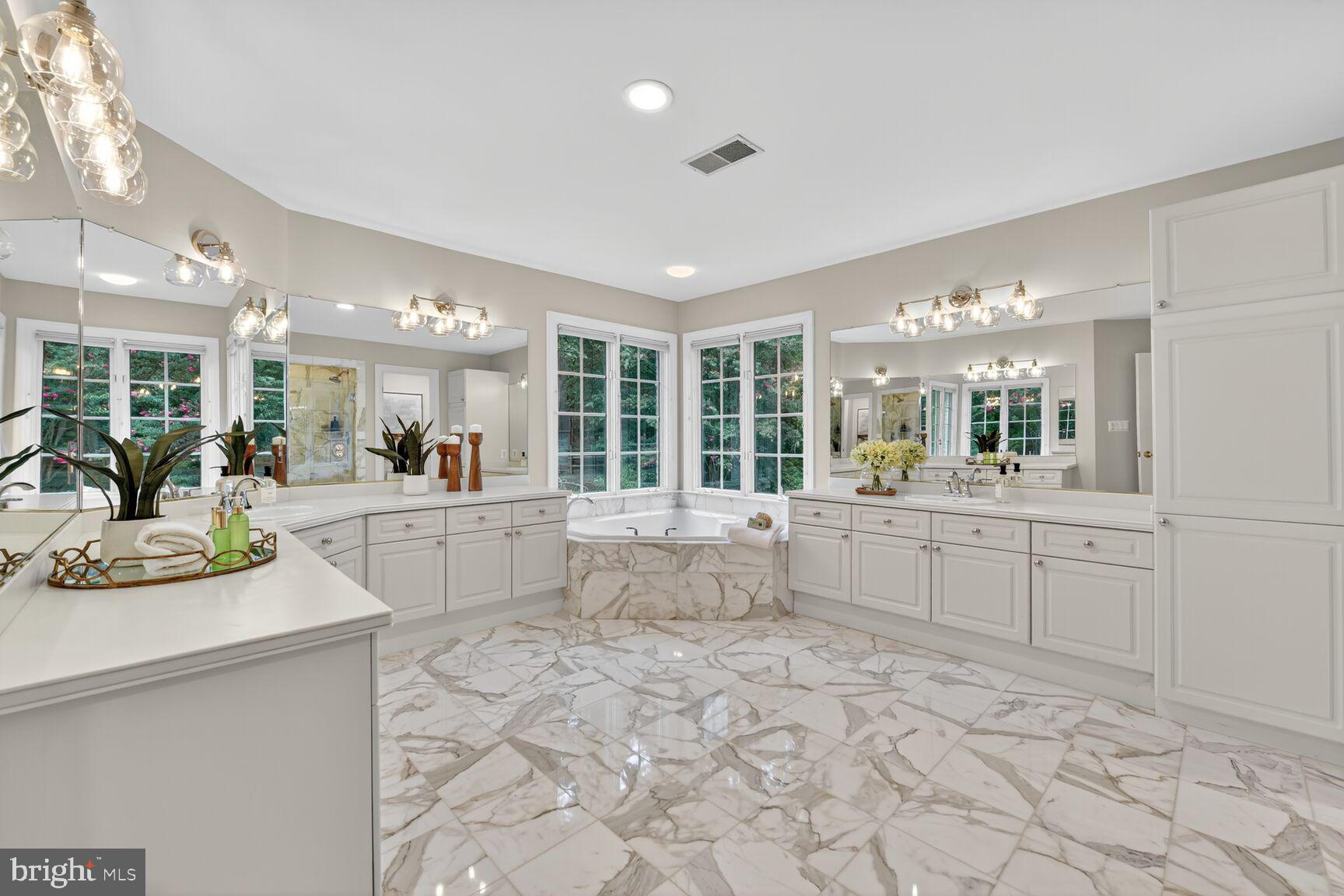 BALMORAL GREENS - Residential