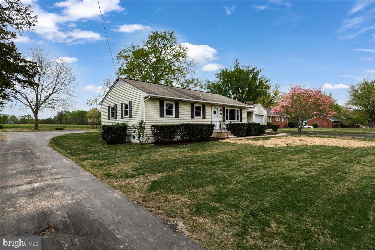 PEACH LAWN - Residential