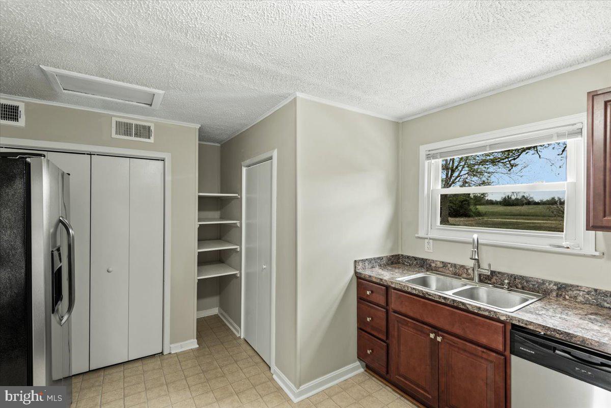 PEACH LAWN - Residential