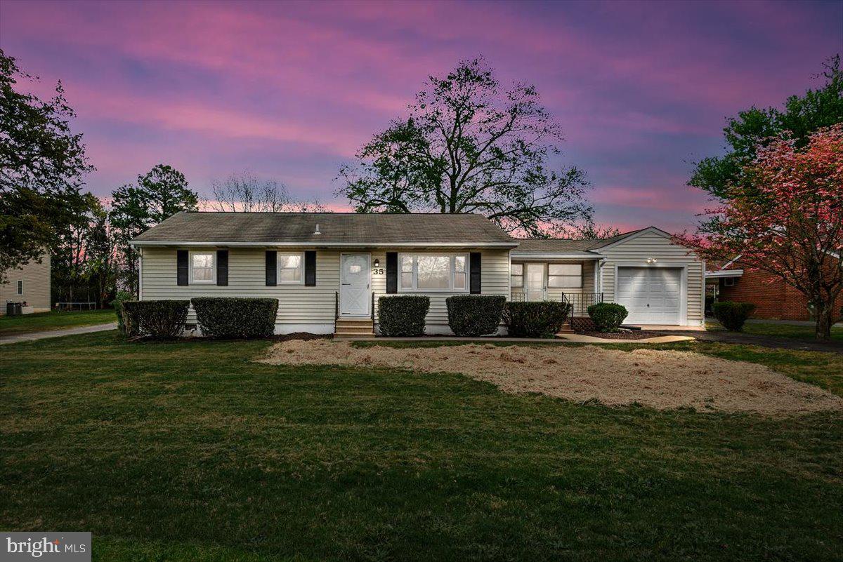 PEACH LAWN - Residential