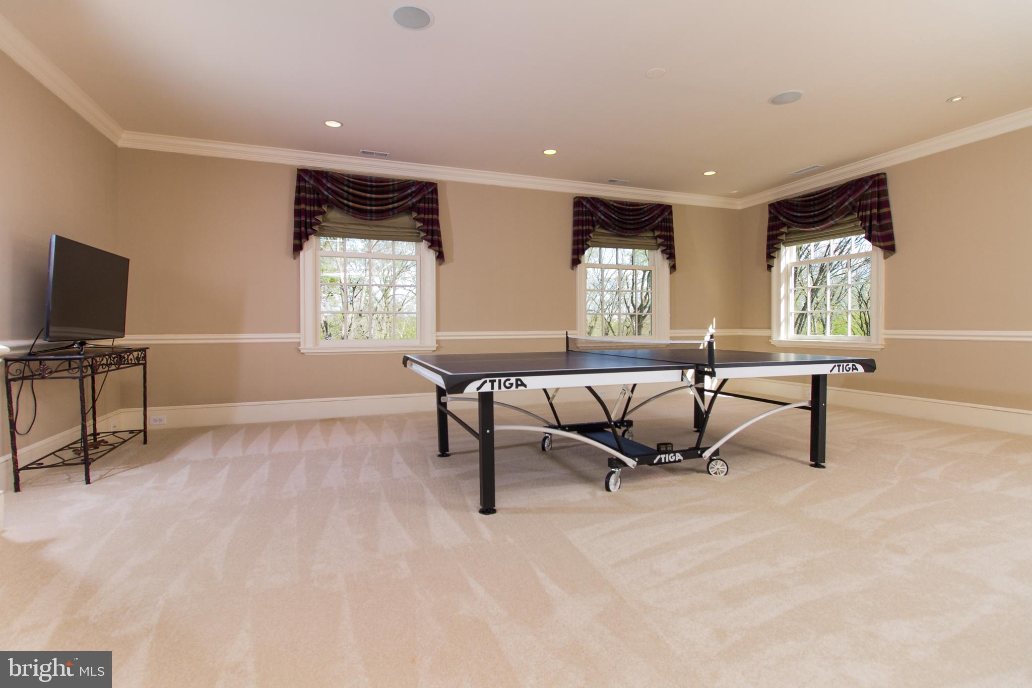 BIG SPRING FARM - Residential