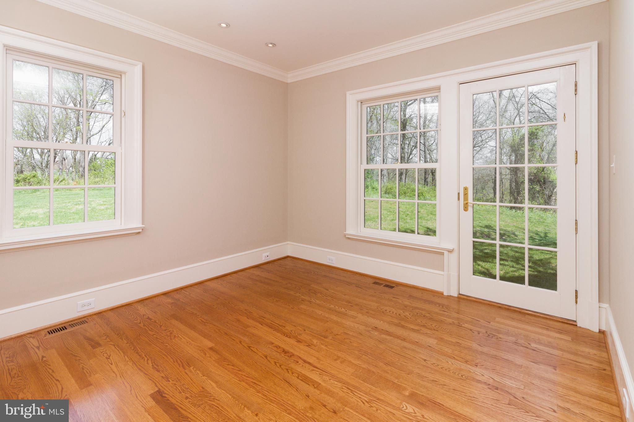 BIG SPRING FARM - Residential