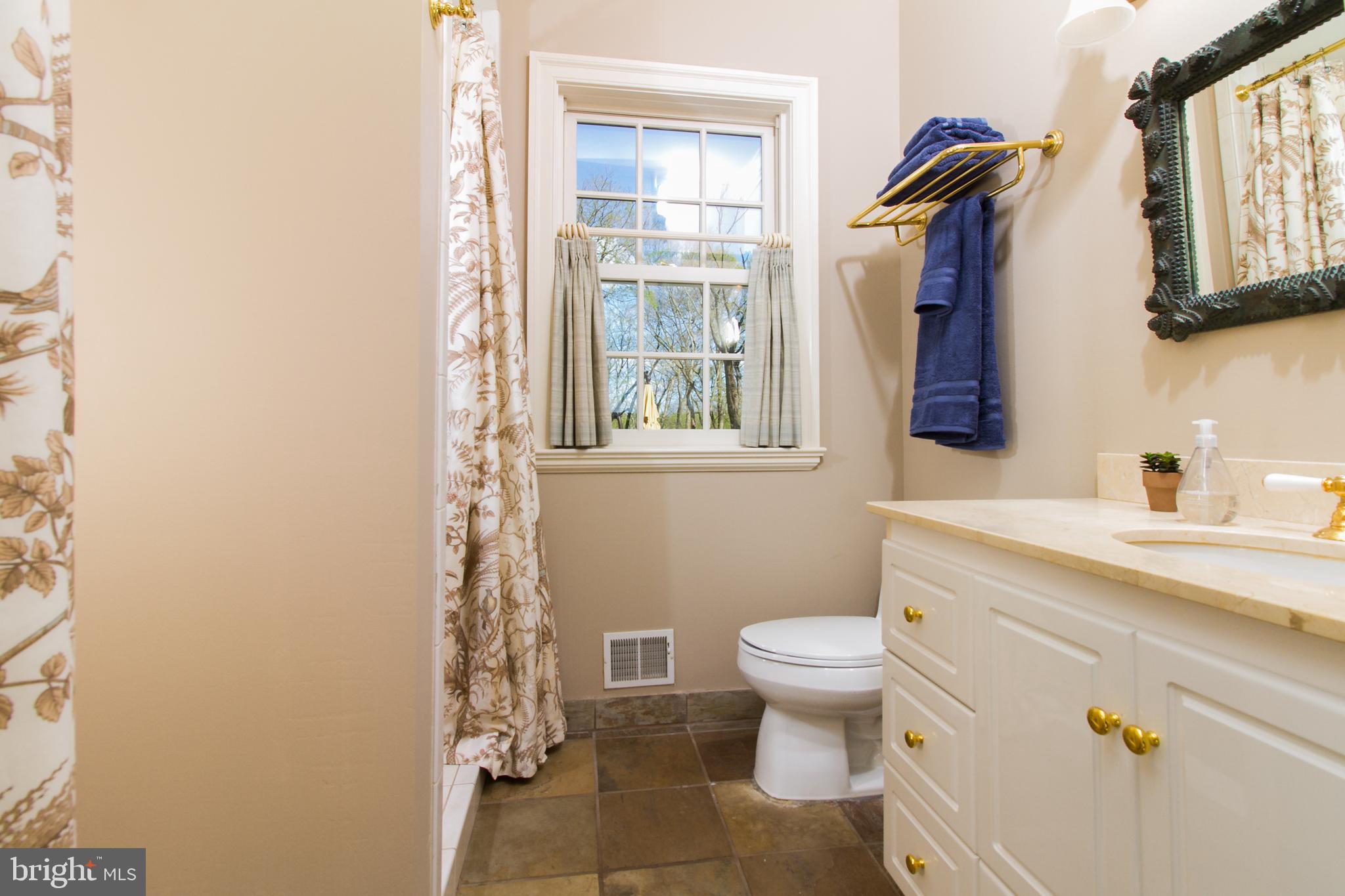 BIG SPRING FARM - Residential