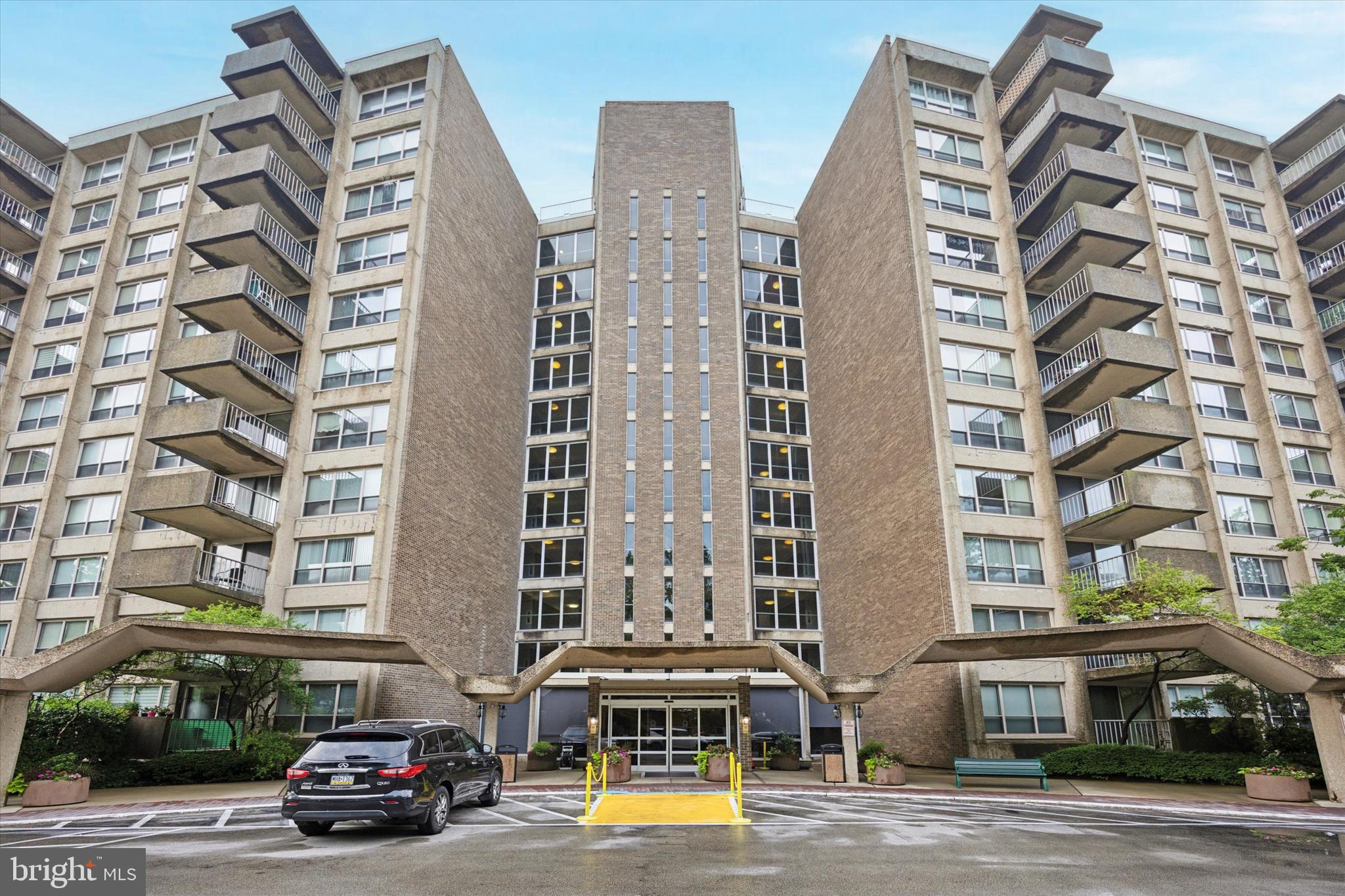 Welcome to unit 617 located in the desirable west building, overlooking the pool. The unit offers an updated kitchen with stainless steel appliances, 2 full bathrooms and 2 bedrooms.
The monthly condo fee of $1,092 includes all utilities except for cable tv, phone and internet. The Green Hill Condominium sits on 23 beautifully landscaped acres with indoor and outdoor pools, tennis courts, playground and walking paths. Amenities galore include a 24/7 doorman, security, onsite management, social rooms and library. The Green Hill shuttle service is available to residents for easy access to shopping centers, grocery stores, Lankenau Hospital and the R5 train station to Center City. The Social Club sponsors trips to the Kimmel Center, theaters and other regional cultural events. Award winning Lower Merion Schools.