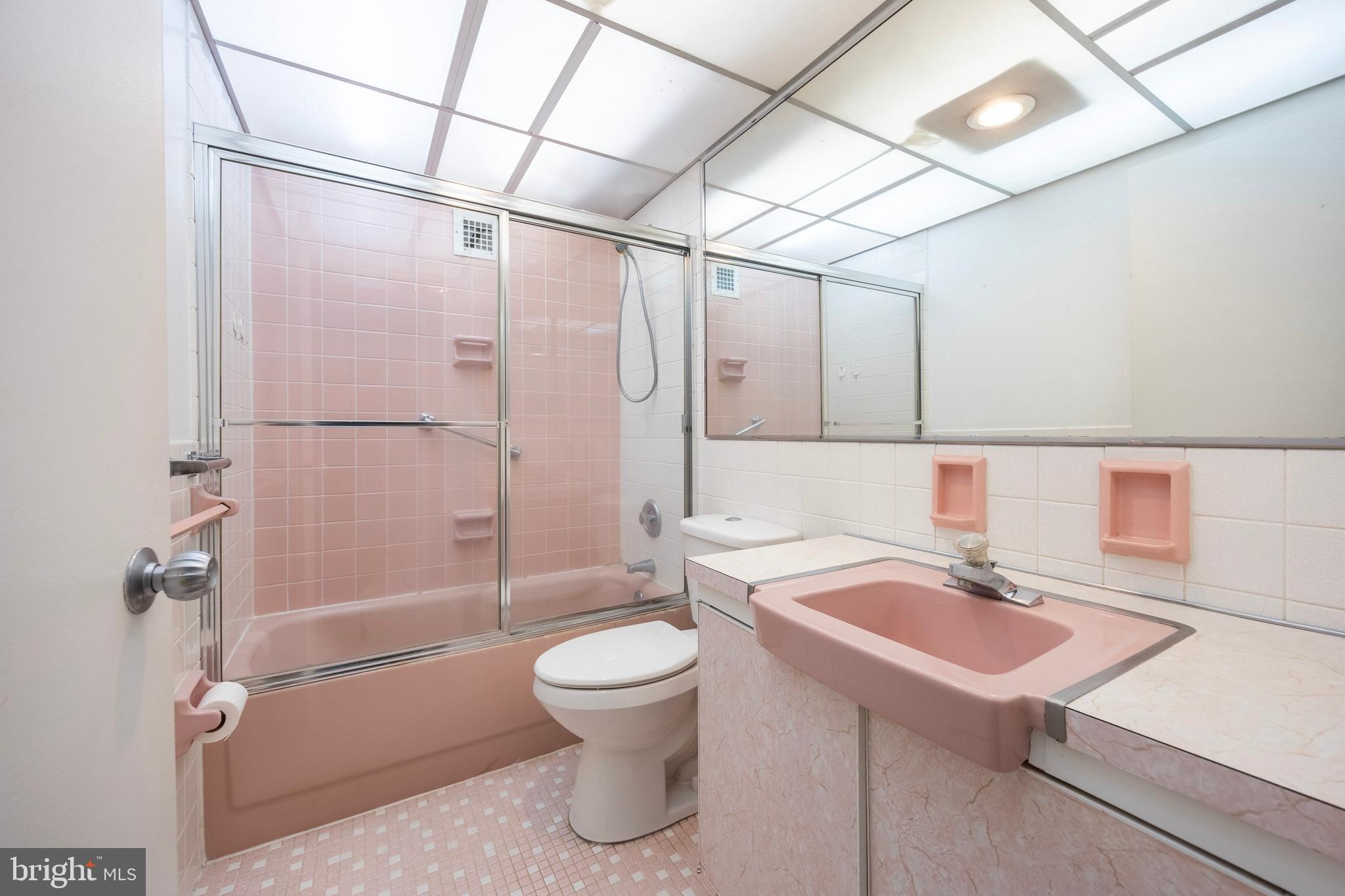 GREEN HILL - Residential