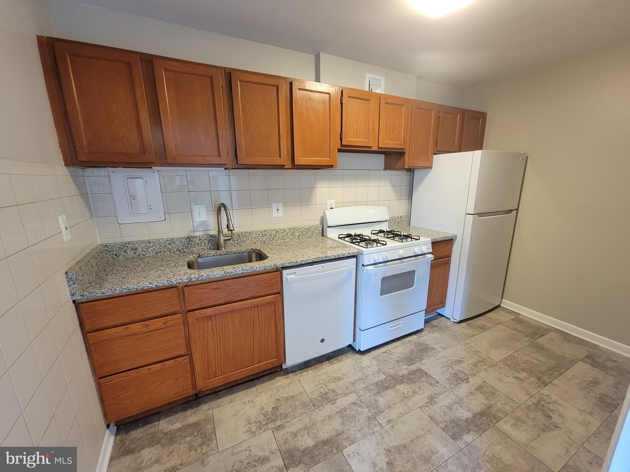 COLUMBIA - Residential Lease