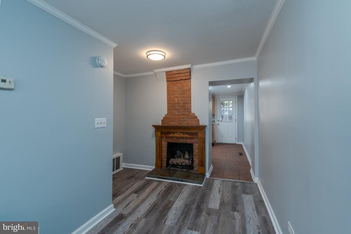 MOUNT VERNON PLACE HISTORIC DISTRICT - Residential Lease