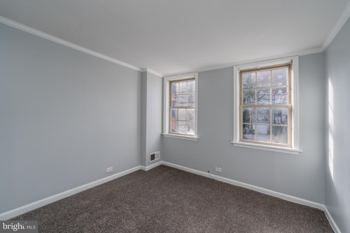 MOUNT VERNON PLACE HISTORIC DISTRICT - Residential Lease