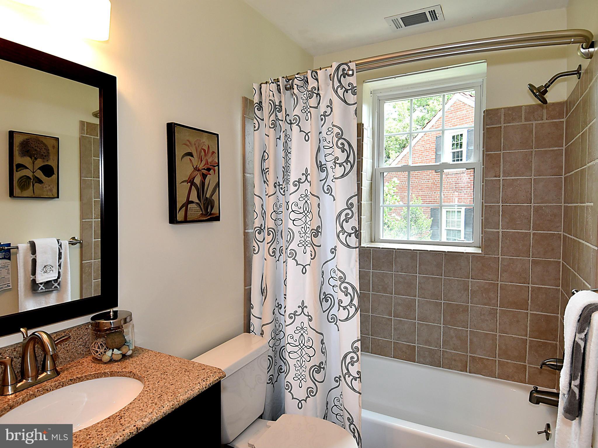 FAIRLINGTON VILLAGES - Residential