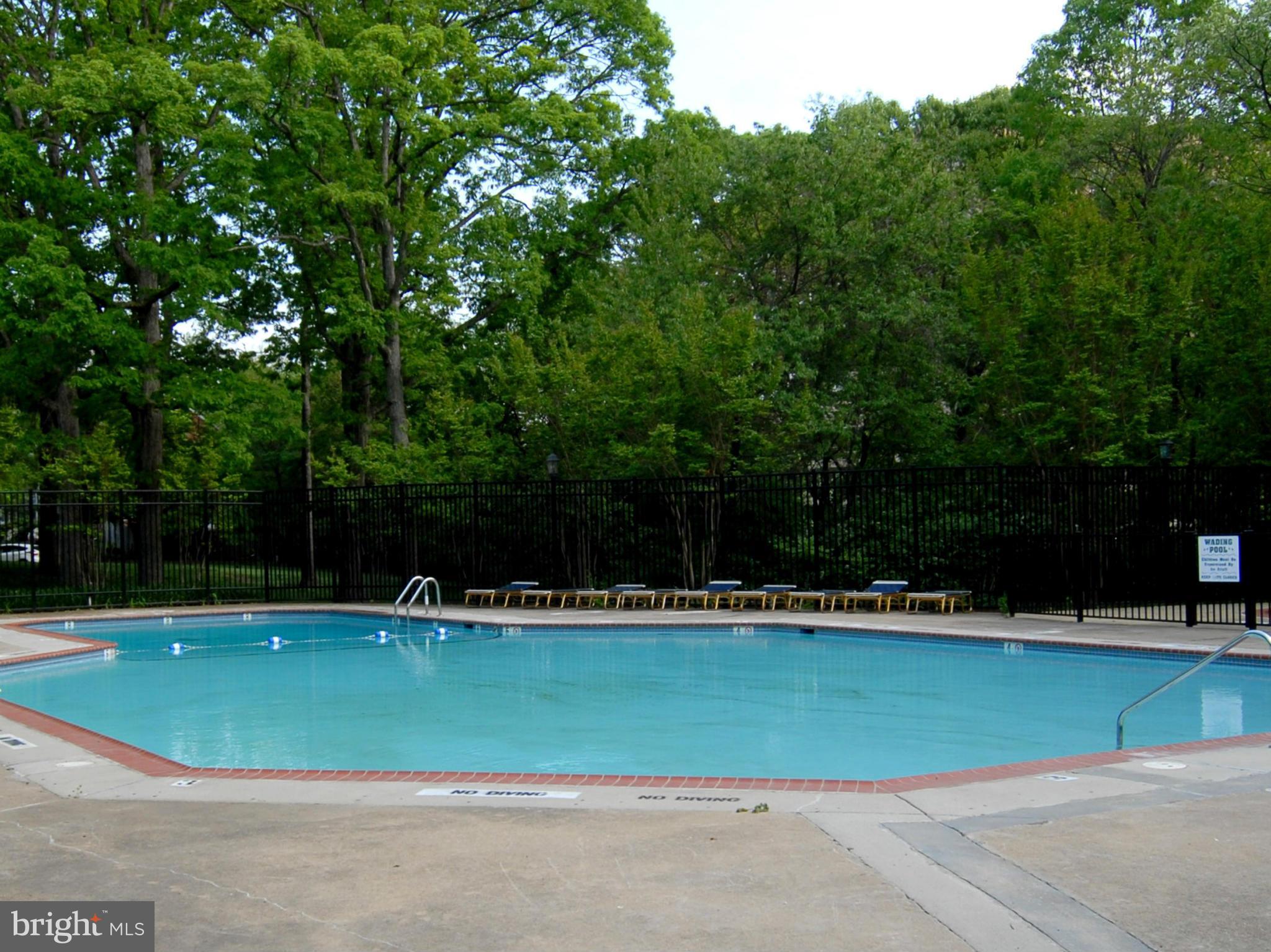 FAIRLINGTON VILLAGES - Residential