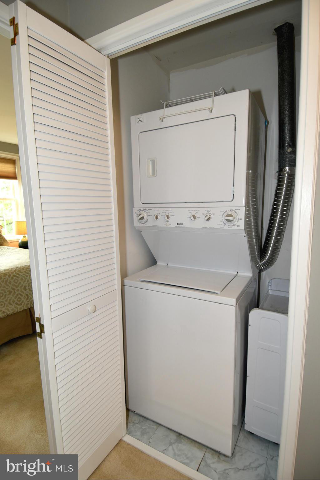 FAIRLINGTON VILLAGES - Residential