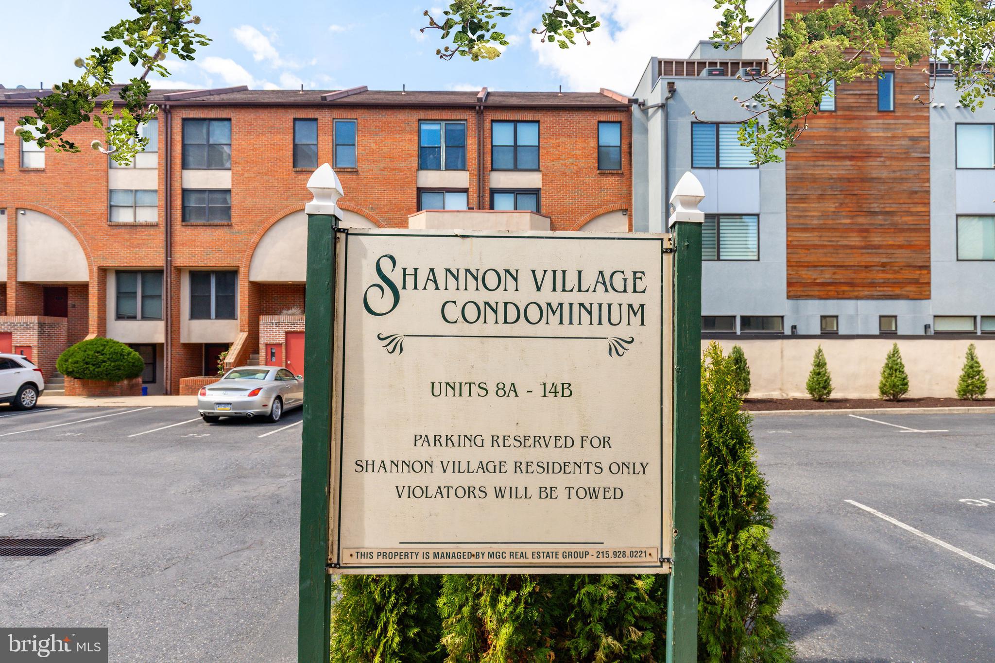 LOGAN SQUARE - Residential