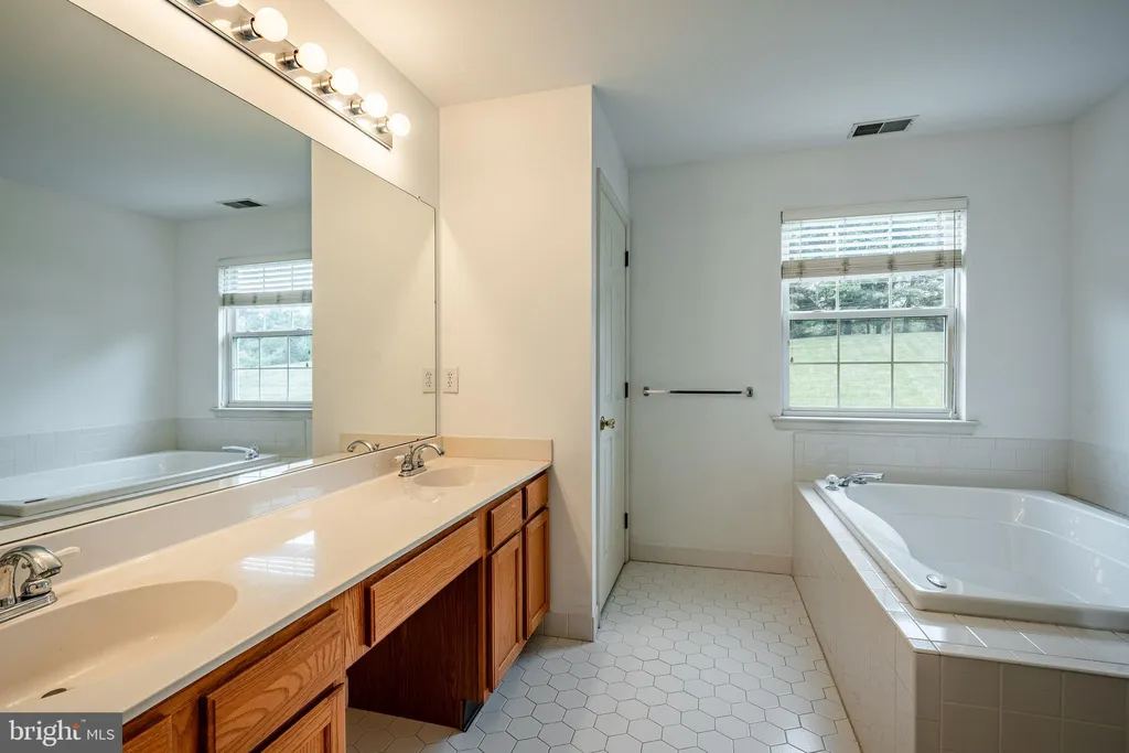 Additional image 18 of 129 Spur Lane, West Chester, PA 19382