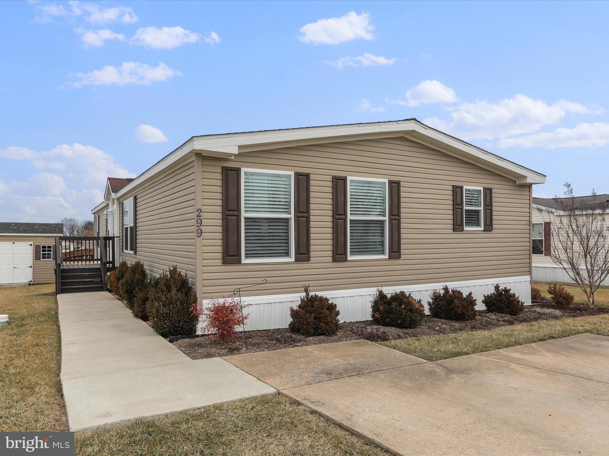 MIDDLE CREEK - Residential