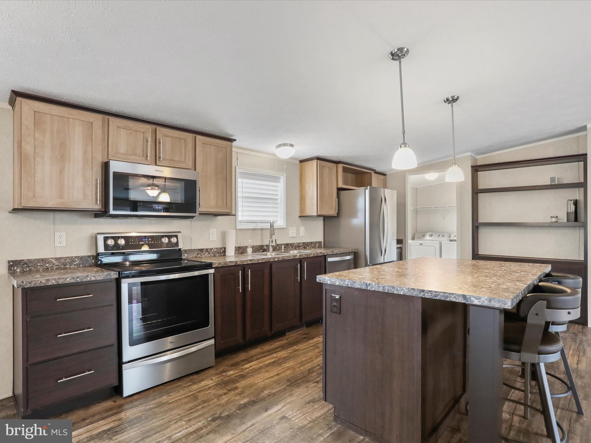 MIDDLE CREEK - Residential