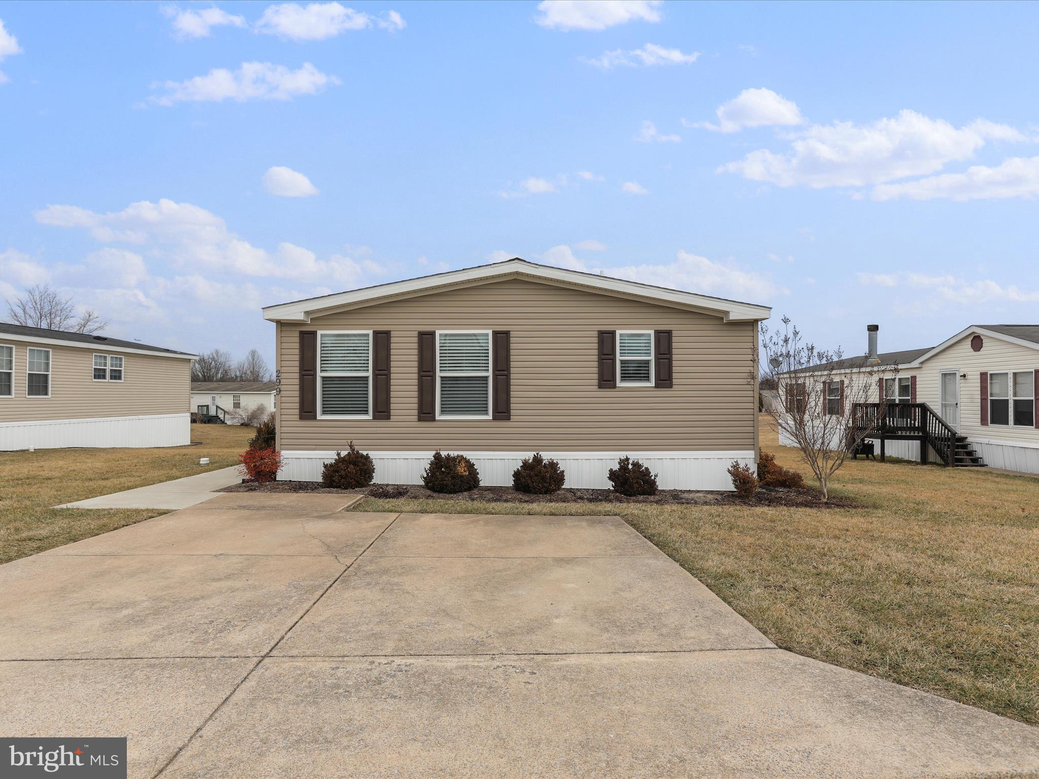 MIDDLE CREEK - Residential